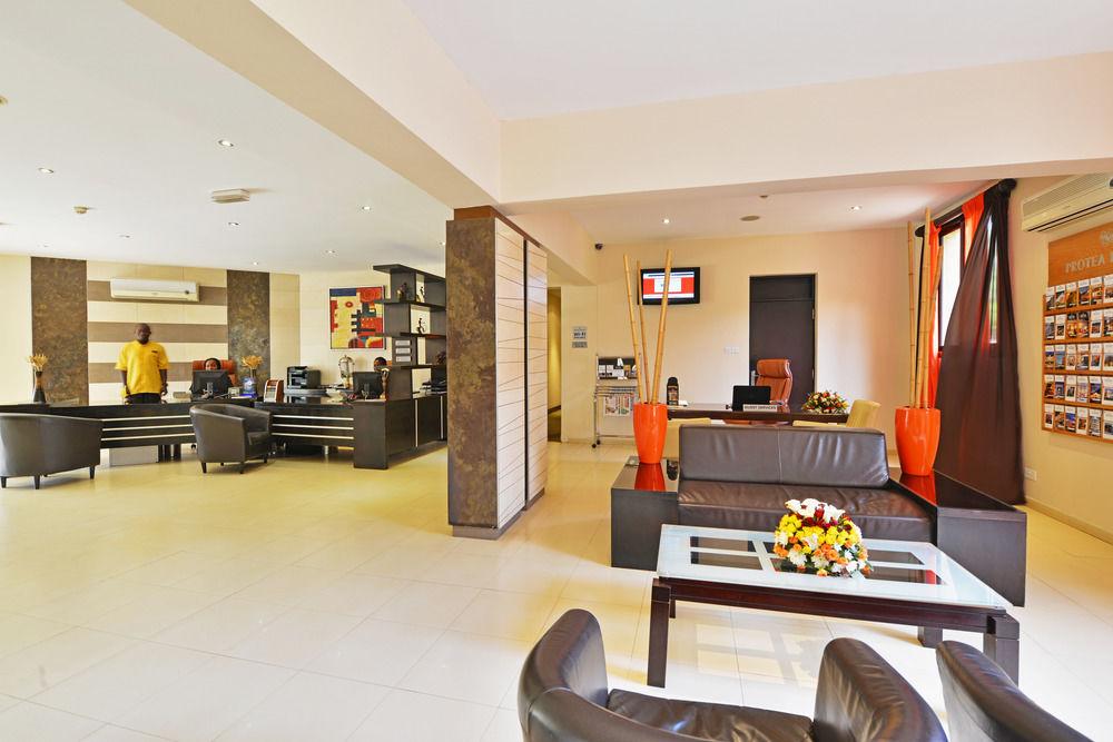 Protea Hotel By Marriott Kampala Exterior foto